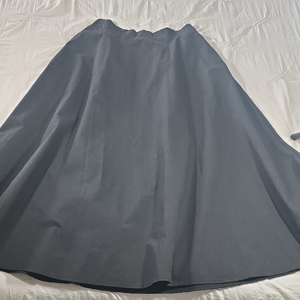 Elegant Black Midi Skirt, 100% Cotton, Sz M NWT
